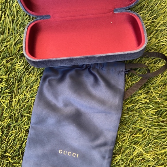 Sunglasses case - Picture 2 of 2